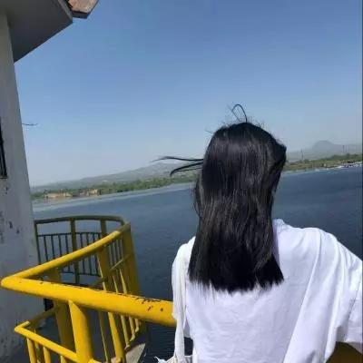 ��Լ����������ͷ��Ӱ����