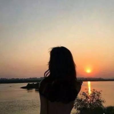 ��Լ����������ͷ��Ӱ����