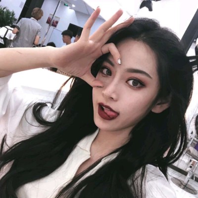 ����Ұ�Ե�Ů��ͷ�� �����Ǽ����һ��