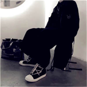 ˧����������ͷ�� �Ҹм���Ĵ���