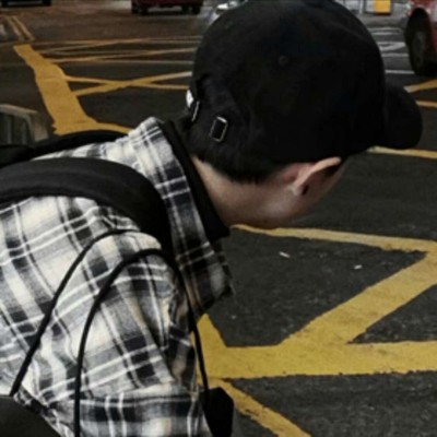 ˧����������ͷ�� �Ҹм���Ĵ���