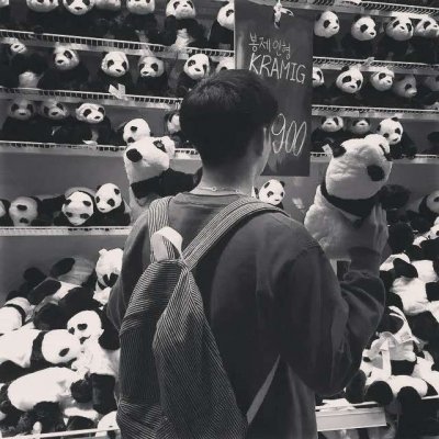 ����ͷ��--�˸������ĺڰ�ͷ