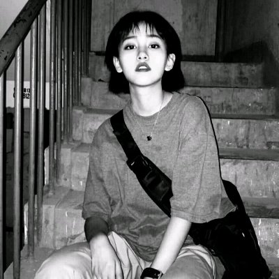 �ڰ�Ůͷ--����Զ�������˱�