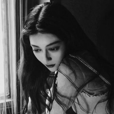 �ڰ�Ůͷ--����Զ�������˱�