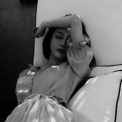 �ڰ�Ůͷ--����Զ�������˱�