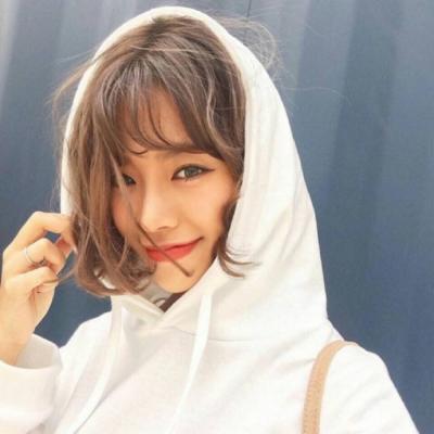 ��ܰ����ůŮ����΢��Ů��ͷ��