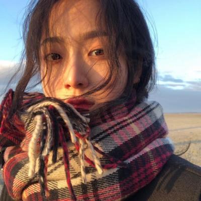 ��ܰ����ůŮ����΢��Ů��ͷ��