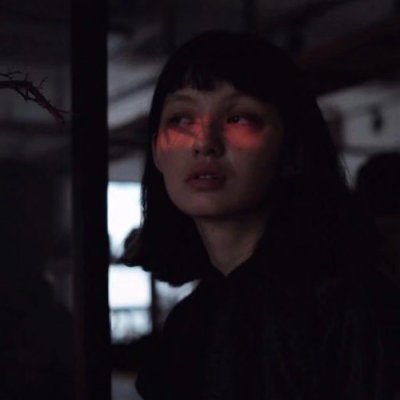 ŷ����Ů������ͷ��--������ص�����