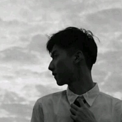 ���������ڰ��˸�ͷ�� ����ع�һ���˵�����