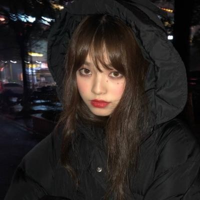 ��ɥ��ɥ��Ů���˸а��˺ڰ�ͷ��