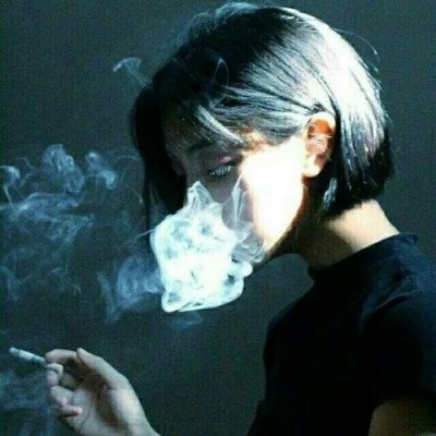 ��ɥ��ɥ��Ů���˸а��˺ڰ�ͷ��