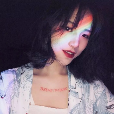 ������Ů������ɭϵ΢��ͷ��