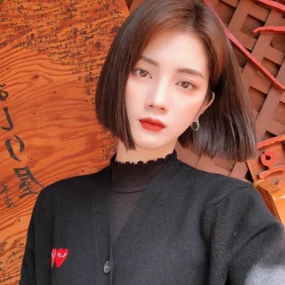 ������Ů������ɭϵ΢��ͷ��