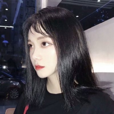 �ɰ���ů��С����Ů��΢��ͷ��