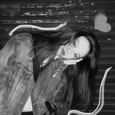 �ڰ�Ů������ͷ��