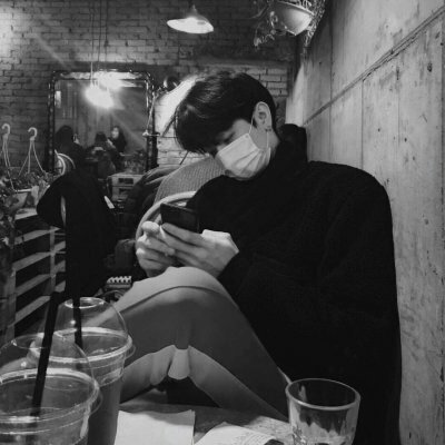 �ڰ�����ͷ��--������Ϊ