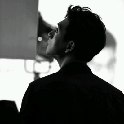 �ڰ�����ͷ��--������Ϊ