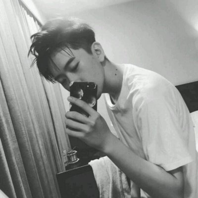 �ڰ�����ͷ��--������Ϊ