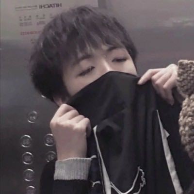 ���¿ɰ�ѧ������ͷ������һ�� �������ҵ���