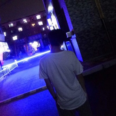 ���¿ɰ�ѧ������ͷ������һ�� �������ҵ���