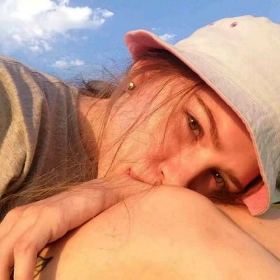 ŷ����Ұ��С���ͷ��