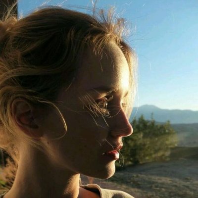 ŷ����Ұ��С���ͷ��