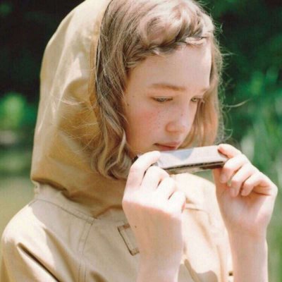 ŷ����Ұ��С���ͷ��