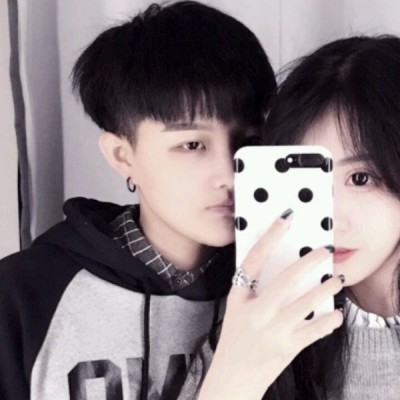 �ÿ����д�Ƭ�о�����Ů����ͷ��