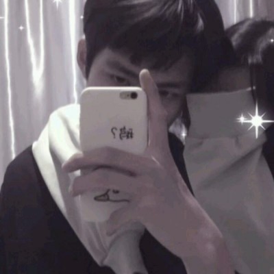 �ÿ����д�Ƭ�о�����Ů����ͷ��