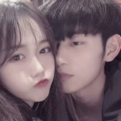 �ÿ����д�Ƭ�о�����Ů����ͷ��