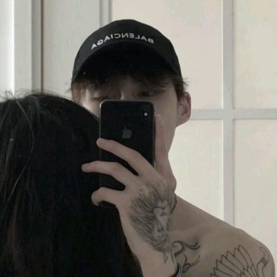 �ÿ����д�Ƭ�о�����Ů����ͷ��