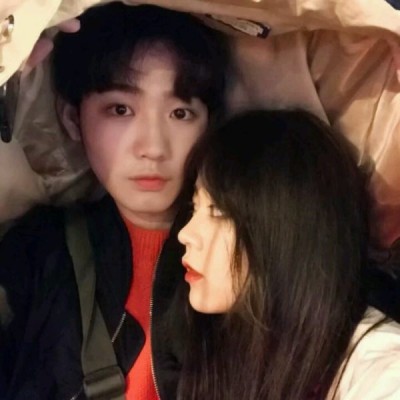 �ÿ����д�Ƭ�о�����Ů����ͷ��