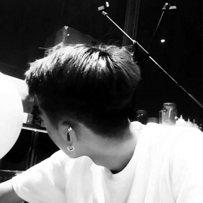 ʧ�������˸кڰ�����ͷ��