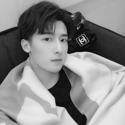 ʧ�������˸кڰ�����ͷ��