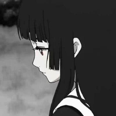 �ڰ�ʱ�е�Ů������ڰ׸���ͷ��