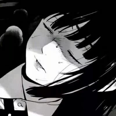 �ڰ�ʱ�е�Ů������ڰ׸���ͷ��