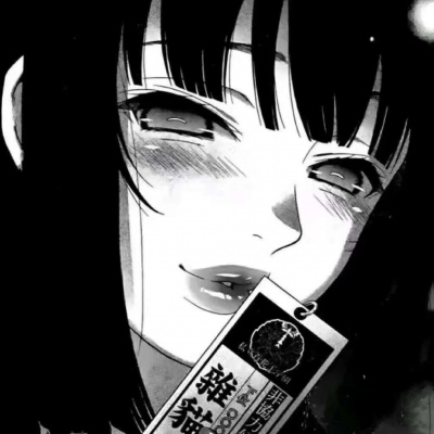 �ڰ�ʱ�е�Ů������ڰ׸���ͷ��