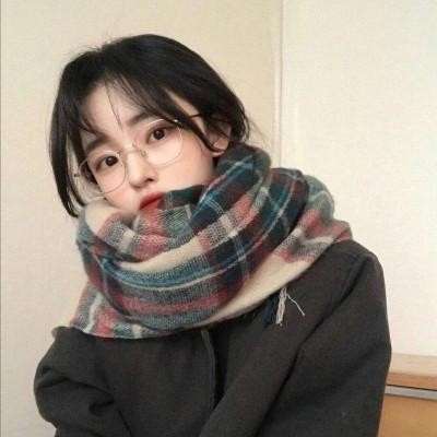 �ɰ����۾�Ů��ͷ��