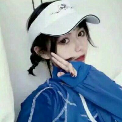 ��ɫ����Ů��΢��ͷ��