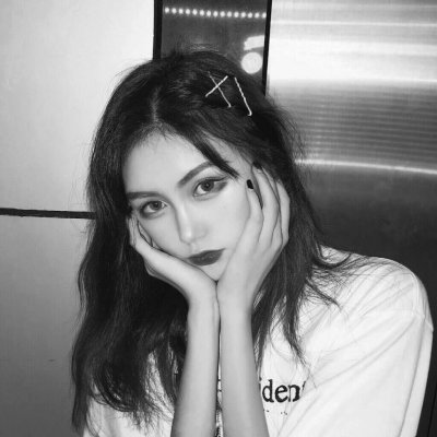 ���ݿո�ĺڰ�Ů��ͷ��--���۵İ�