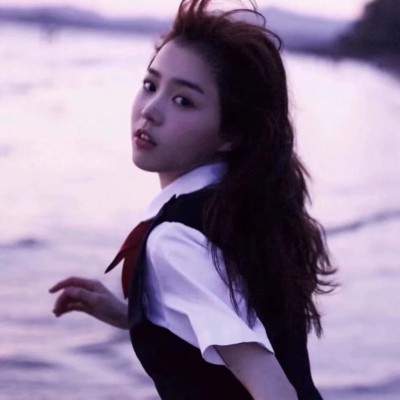 ���ʵ�С���¹���ͷ��