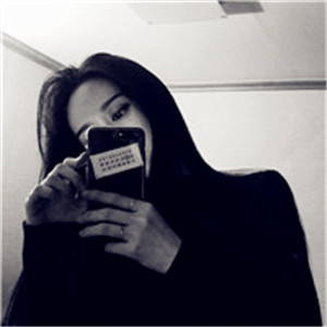 �ڰ׸�������ͷ�� �������ƶ����ҵ���