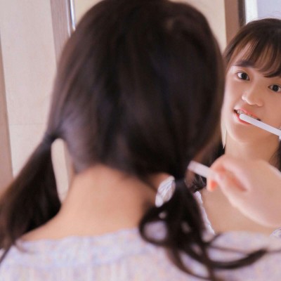 �����˸�Ů��΢��ͷ��