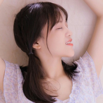 �����˸�Ů��΢��ͷ��