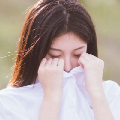 �����˸�Ů��΢��ͷ��