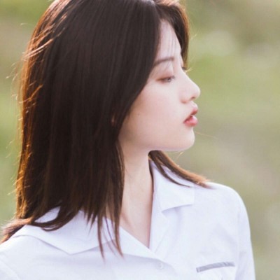 �����˸�Ů��΢��ͷ��