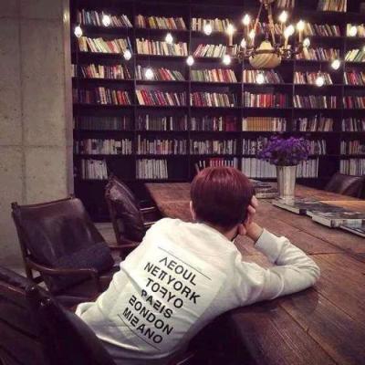 ��������ʱ�б�Ӱͷ��--���Ǹ���ͷ��λ����˧������