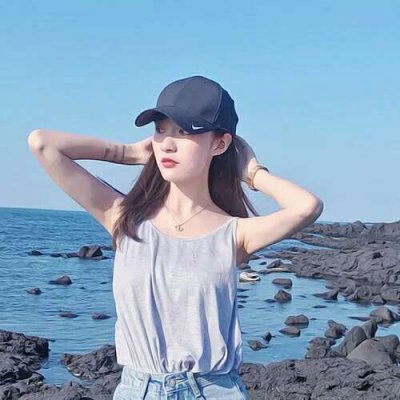 ����ͷ��һ��һ�ſɰ�С���� �ҵ����ҽ���