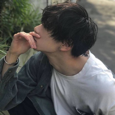 ˧���򵥵�ins������ͷ��