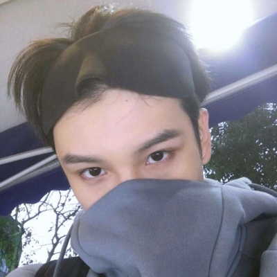 ˧���򵥵�ins������ͷ��